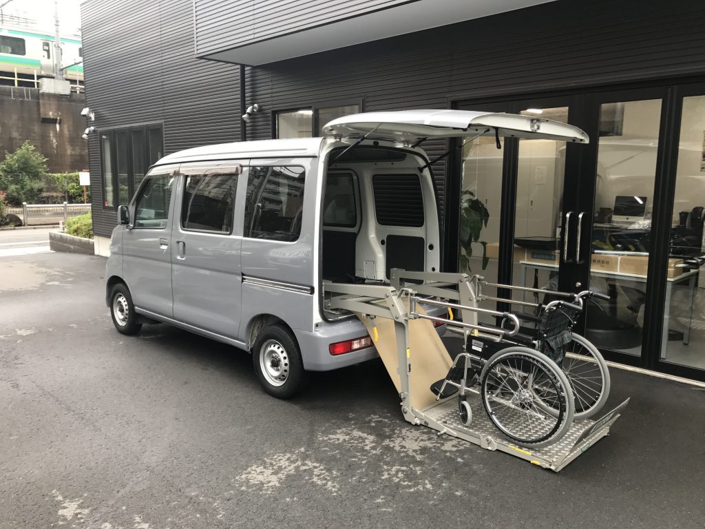 介護車輛 福祉車両